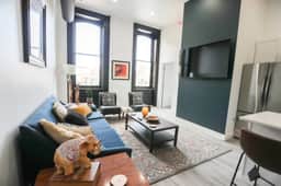 2A Experience Easton in Luxury:
