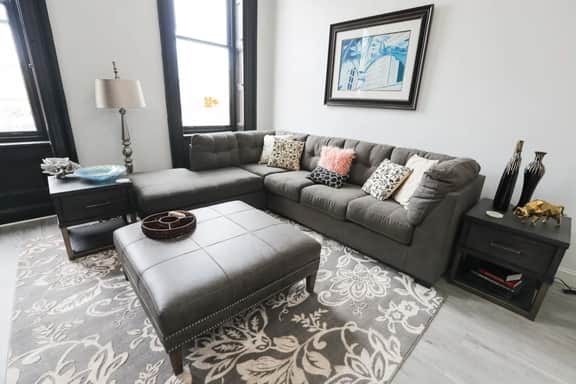 2B Stay at the Heart of Easton!