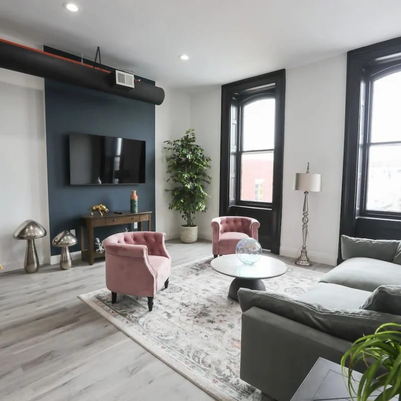 3B Stay in Downtown Easton 2BR